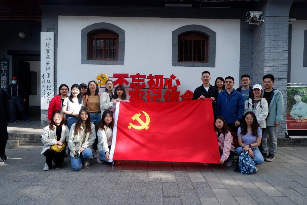 隆裕太后去世后,溥仪回忆:她想垂帘听政,独掌大权,可是没成功